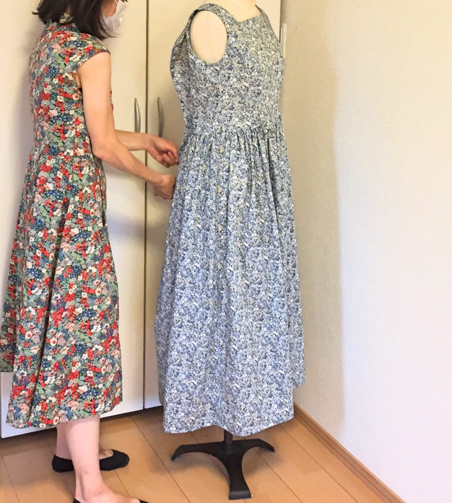 改訂前の「Joy of SEWING!さぁ、縫おう」表紙のワンピ☆完成着てみたよ☆私の仕事着も | COUTURE MAISON  YURI＊TOI-ユリトワ